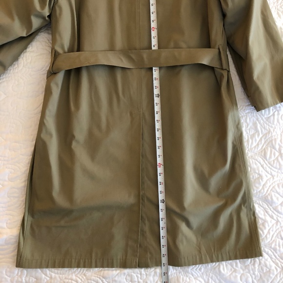 London Fog 42 Long Tan Trench Coat. Inside lining, Snow Cloth Virgin Wool! - Picture 9 of 15